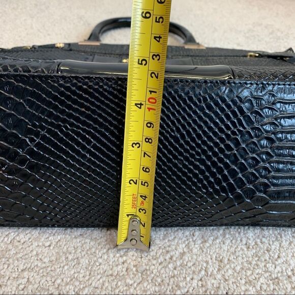 ROBERTO Cavalli black snakeskin print embossed patent leather purse bag - Picture 13 of 16